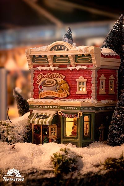 Juliette's Croissant & Coffee Shop - Maison miniature Lemax 2024 pour décorations de Noël